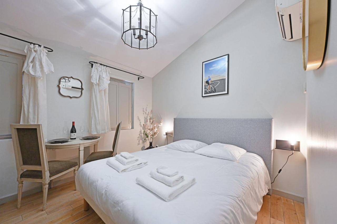 אביניון Au Coeur Des Papes, Dans Batisse De Charme Studios & Appartements En Coeur De Ville מראה חיצוני תמונה