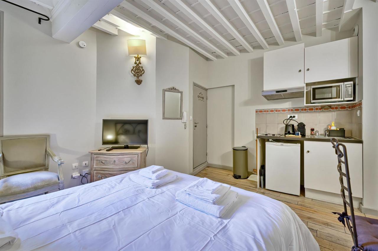אביניון Au Coeur Des Papes, Dans Batisse De Charme Studios & Appartements En Coeur De Ville מראה חיצוני תמונה