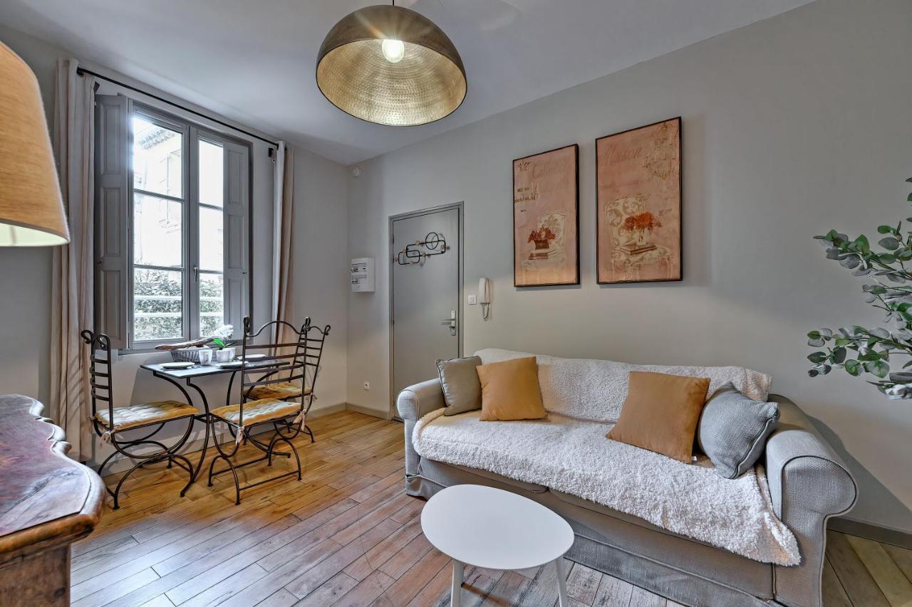 אביניון Au Coeur Des Papes, Dans Batisse De Charme Studios & Appartements En Coeur De Ville מראה חיצוני תמונה